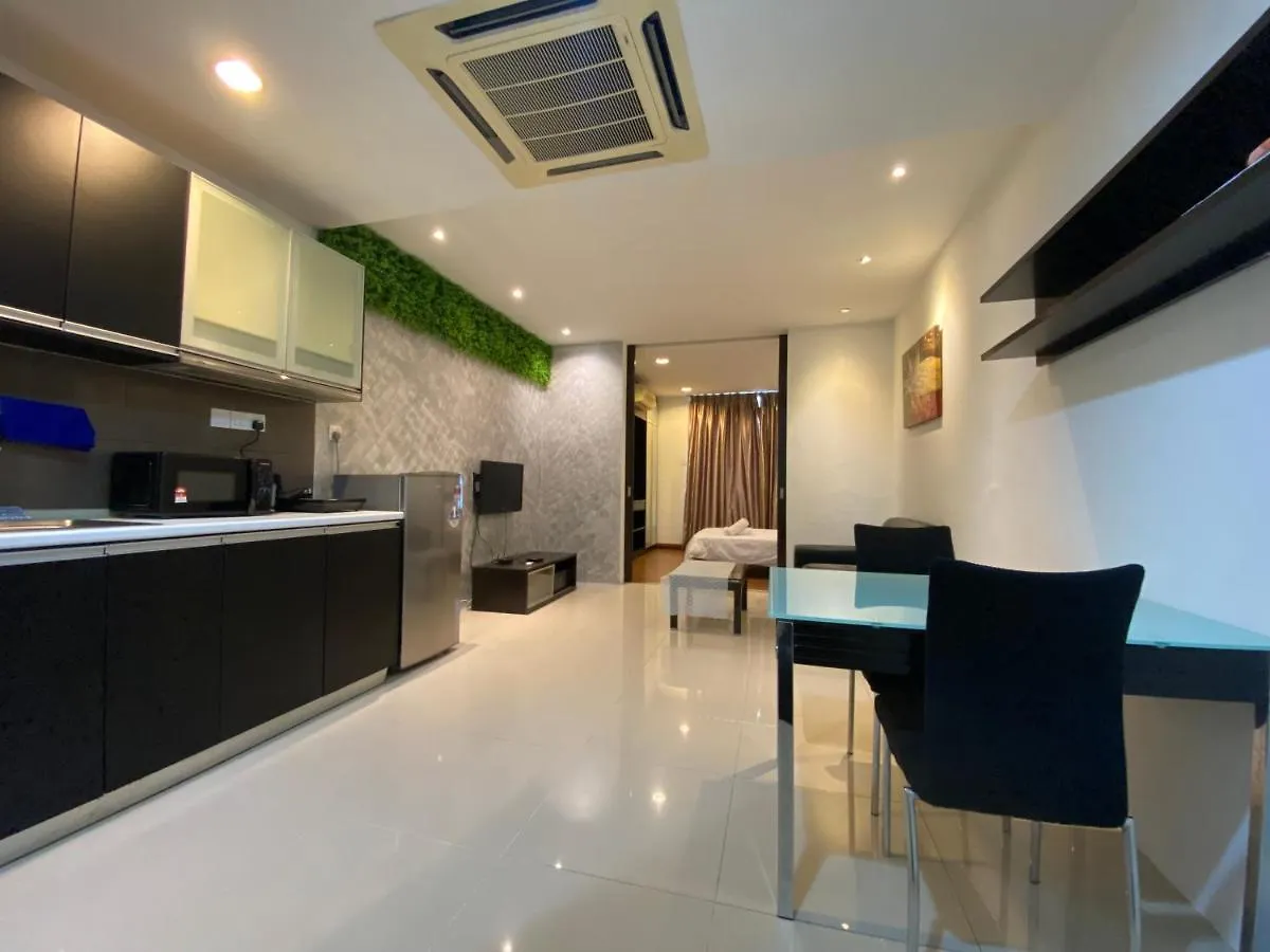 Spacious 3R,2R,Studio 5Min Walk To Time Square,Lalaport, Pool,Gym,Wifi Lägenhet Kuala Lumpur
